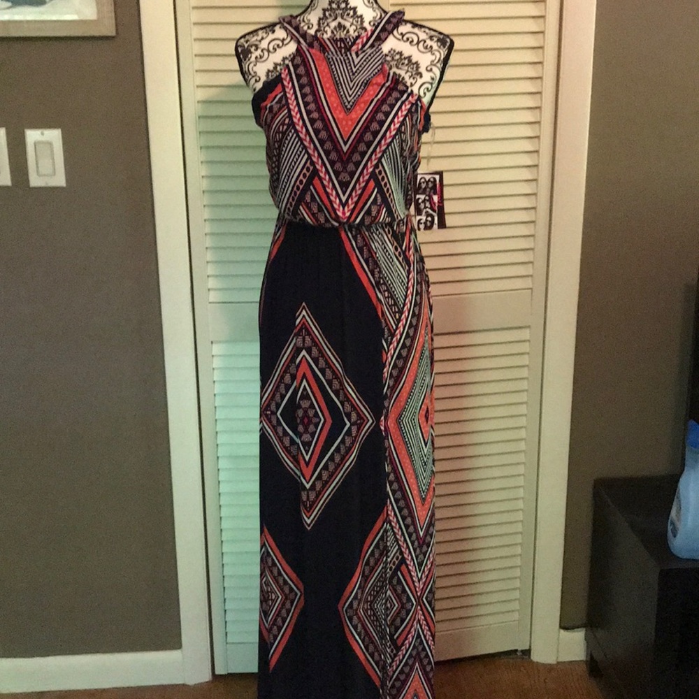 Beautiful Maxi Dress-Multi Colors -very Pretty